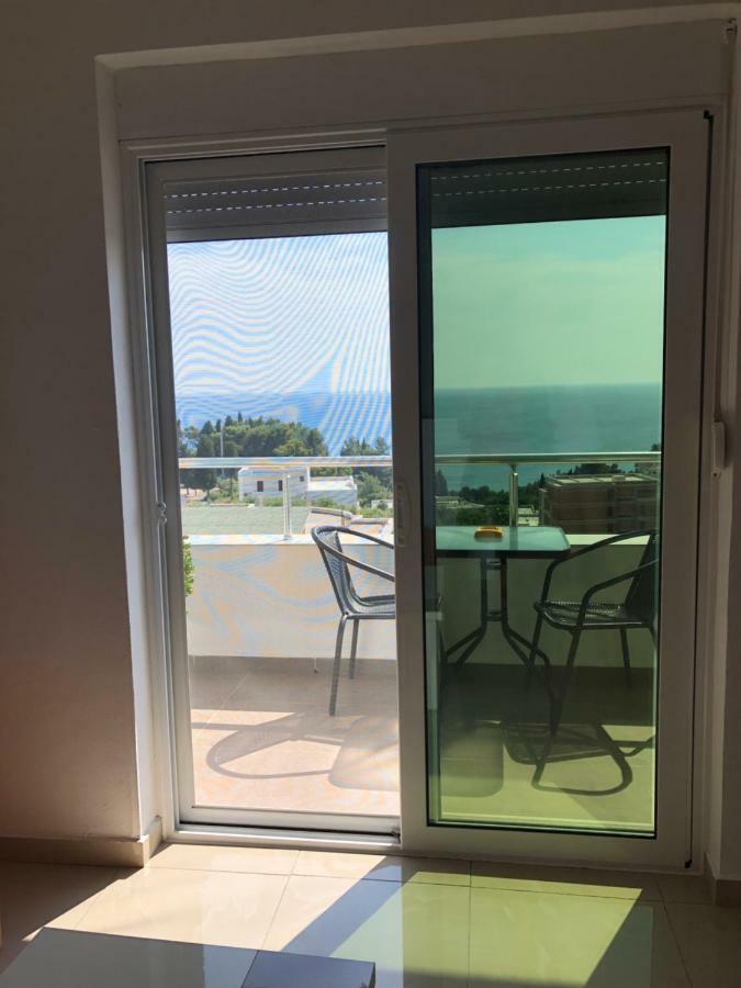 Apartmani Dini 乌尔齐尼 外观 照片